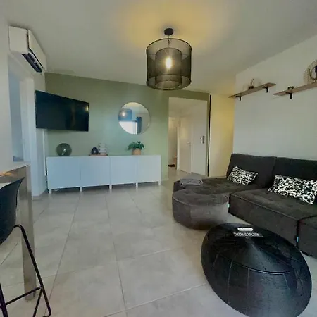 Tres Beau F3 Avec Jardin * Porticcio (Corsica)